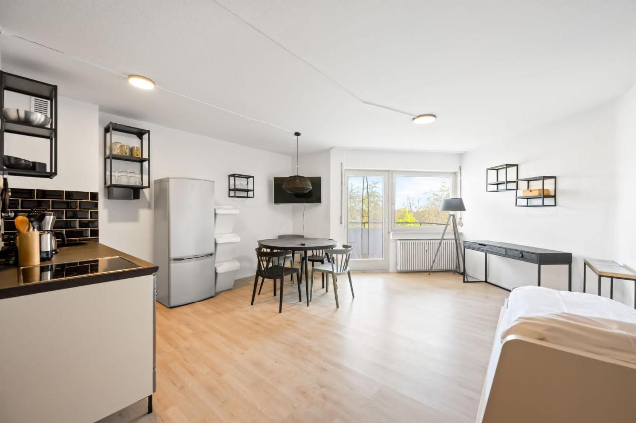 Sali Homes - Fewo Bluehendes Barock Ludwigsburg Exterior photo
